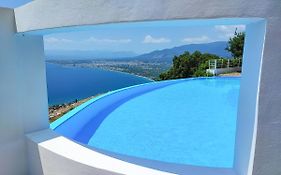 Ryalos Villas